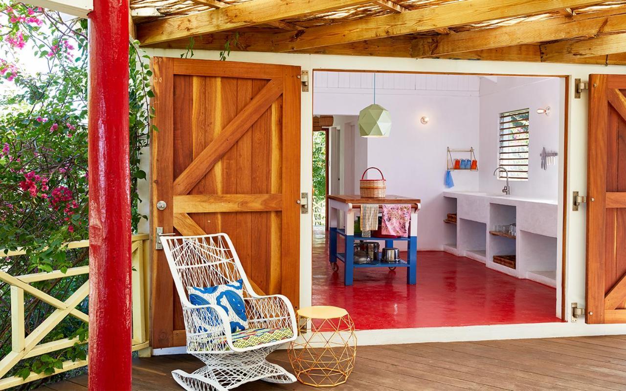 Jakes Hotel Трежър Бийч Екстериор снимка